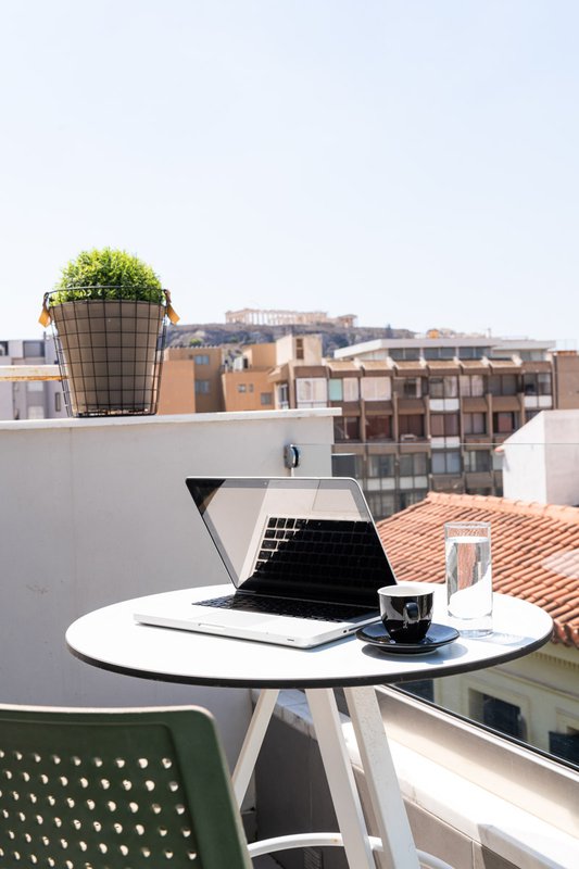 Enattica Suites, θέα από το μπαλκόνι